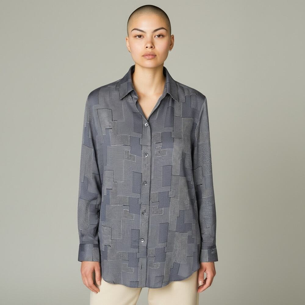 Equipment Femme Silky Button Up Shirt Top Size XS Blue Geometric